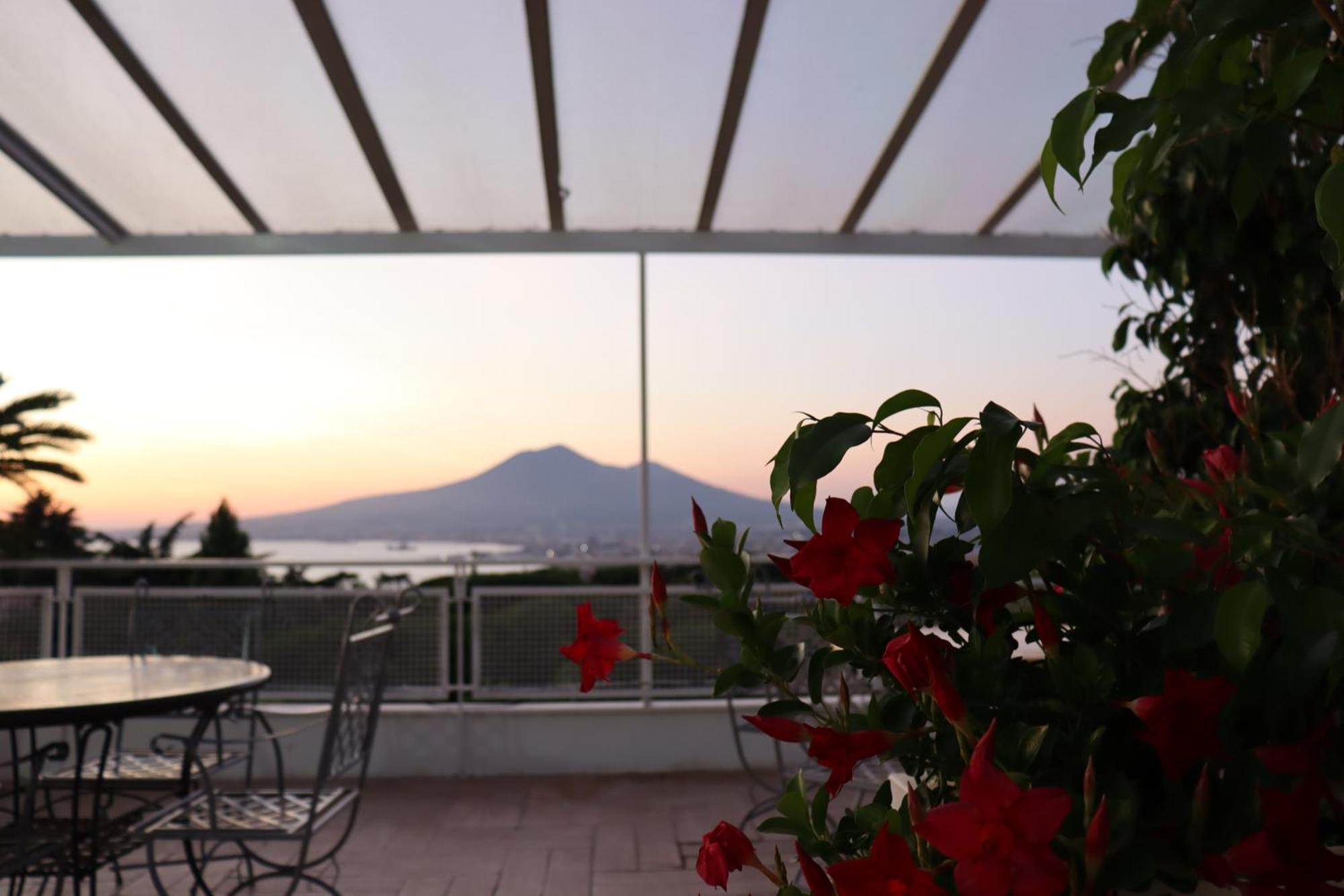 Hotel Paradiso Castellammare di Stabia Bagian luar foto